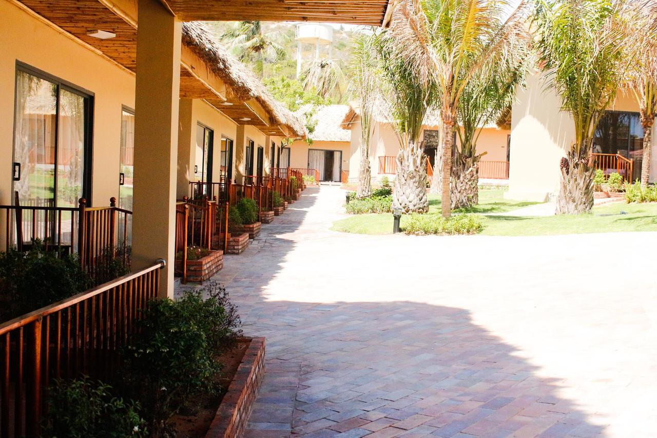 Eagles Beach Resort Phan Thiet Exterior foto